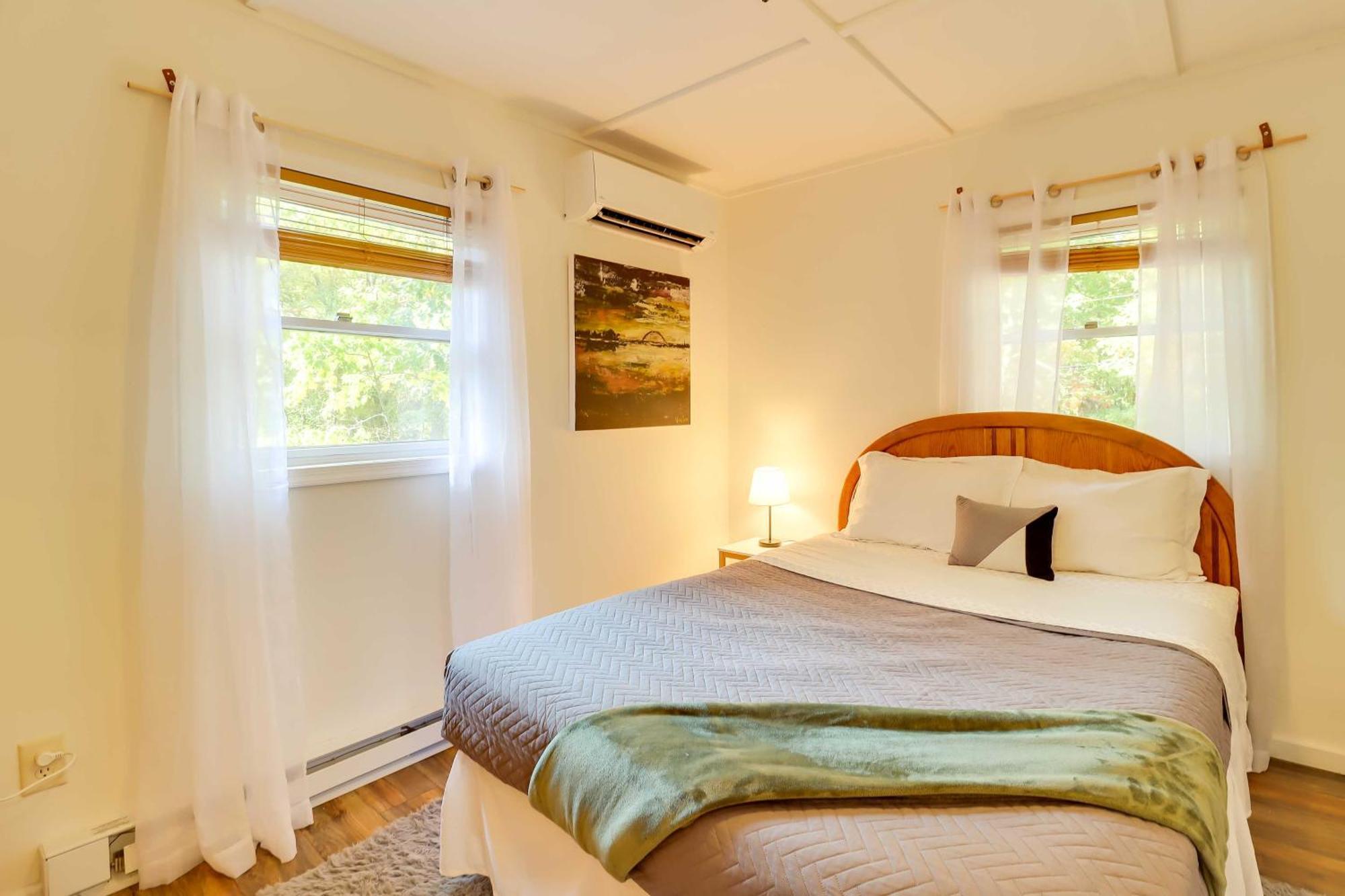 Poconos Ski Retreat With Sauna, Hot Tub, And Game Room Lake Harmony Esterno foto